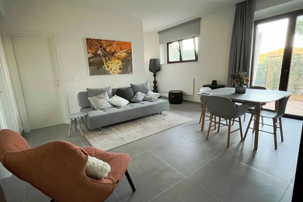 Living room apartment amsterdam with garden